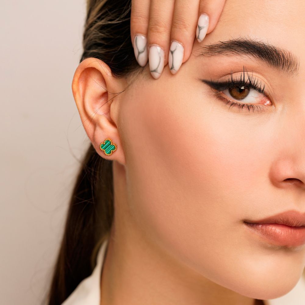 تصویر گوشواره استیل میخی 304 (Van cleef) ون کلیف 11 میل طلایی