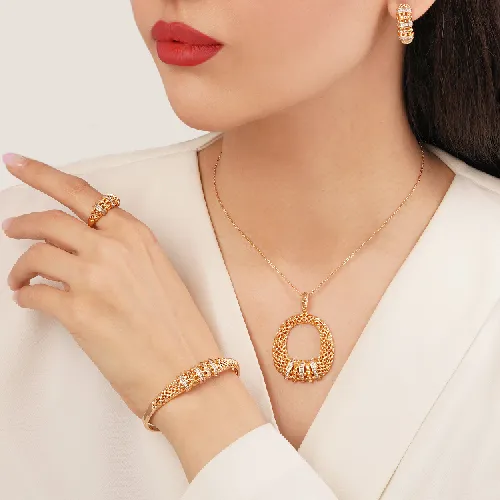 سرویس شوپینگ نگین دار طلایی