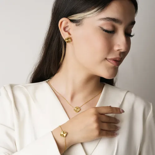 گردنبند استیل 304 (Van cleef) ون کلیف 15میل طلایی