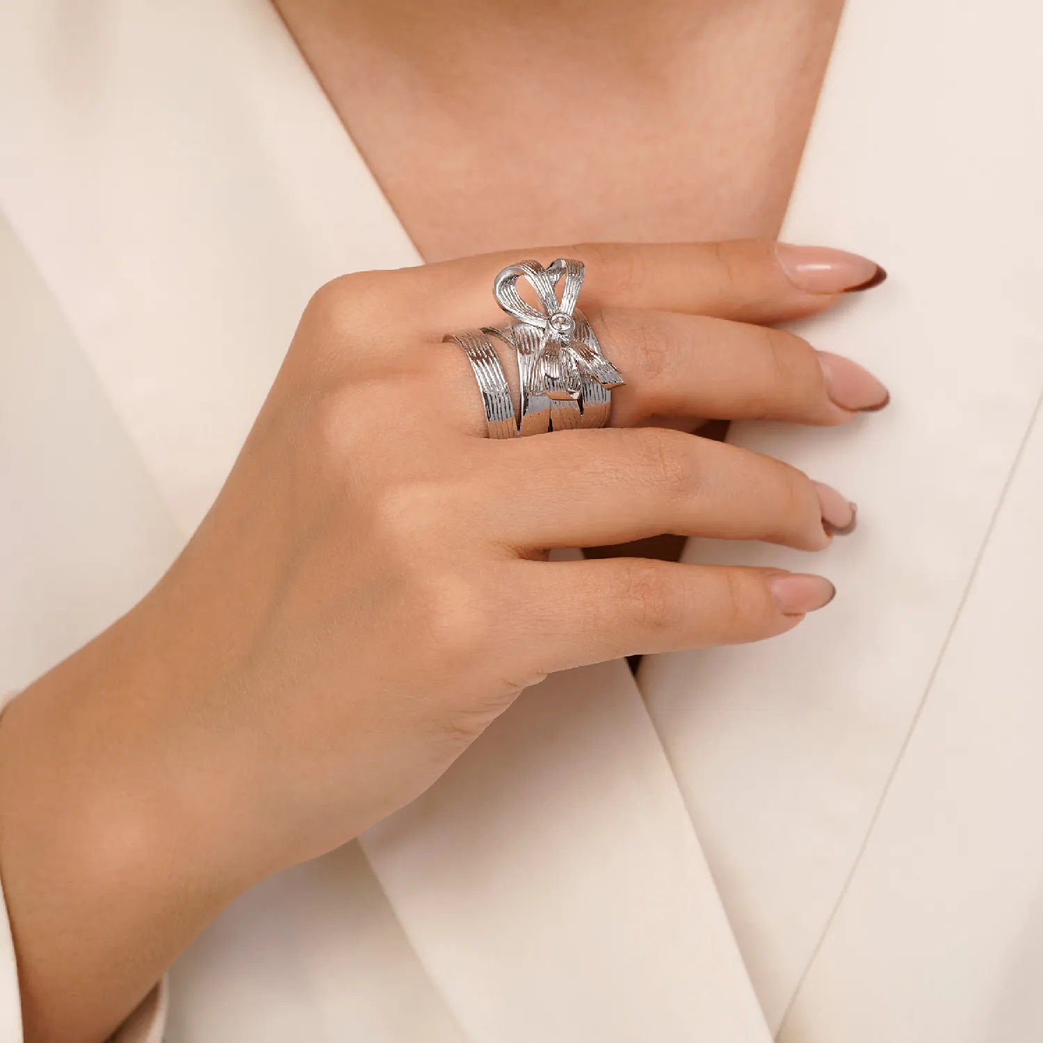 انگشتر پاپیون  نقره ای بدون نگین زنانه ysx (فری سایز)