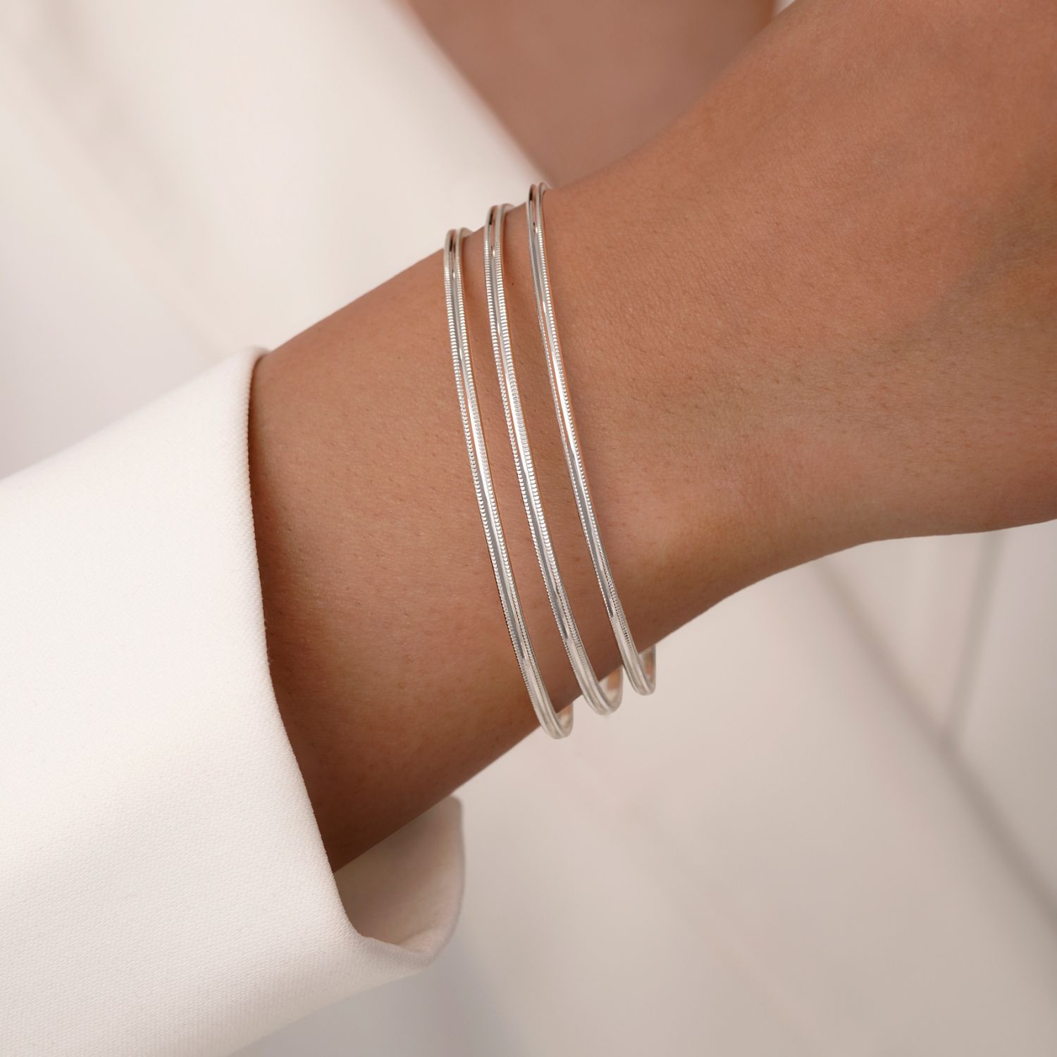 النگو زنانه ضمانتی 2میل سایز 1 سفید کد 201(بسته3عددی)