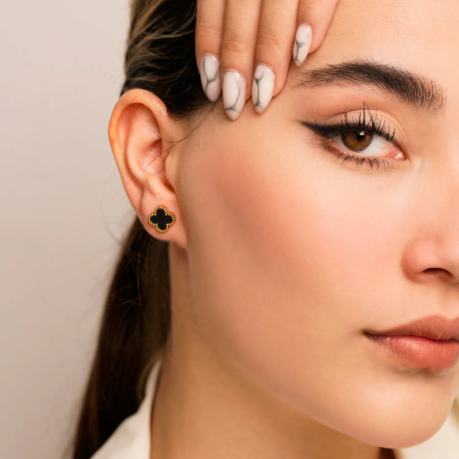 گوشواره ونکلیف