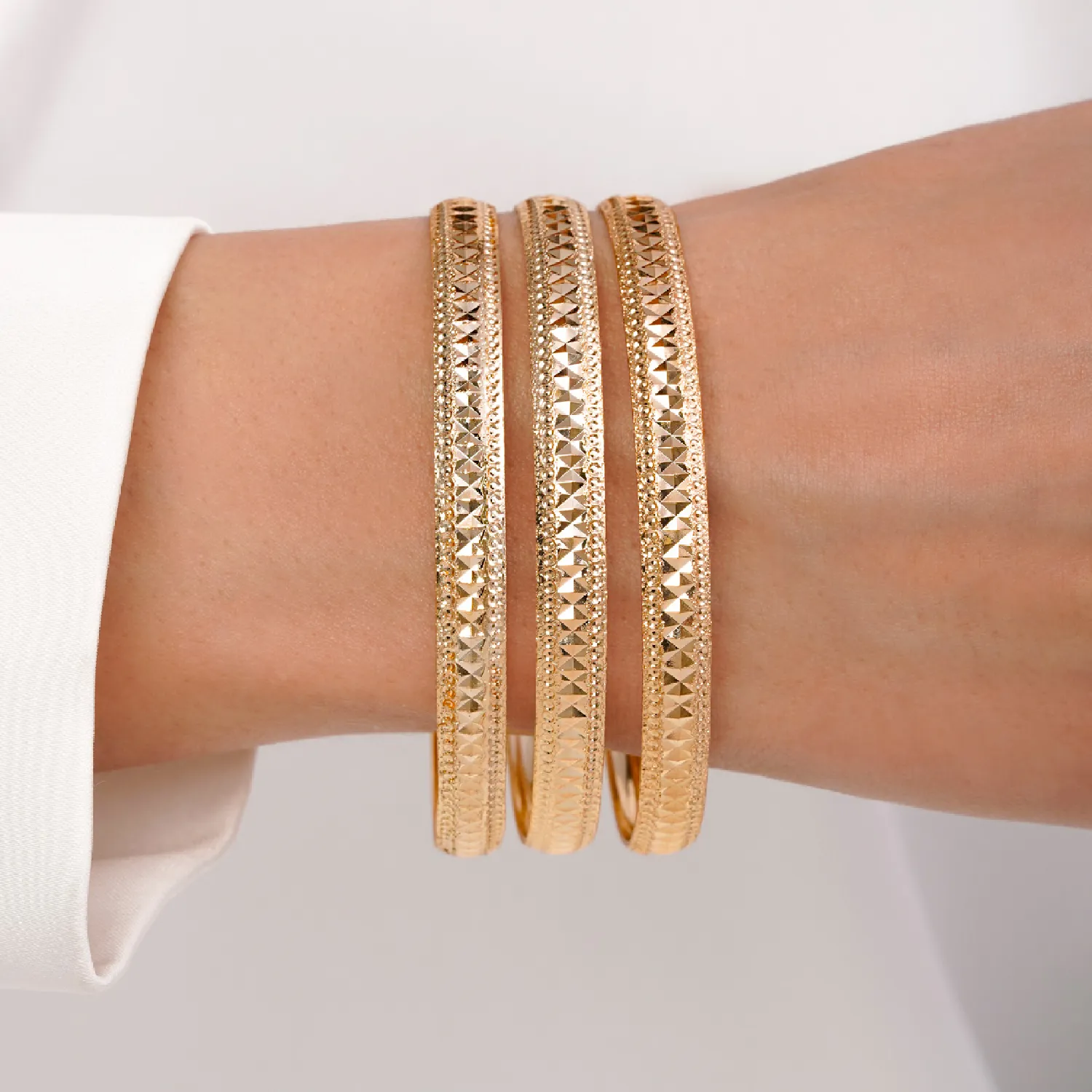 النگو 6 میل زنانه سایز 3 طلایی ضمانتی ( بسته 3 عددی)