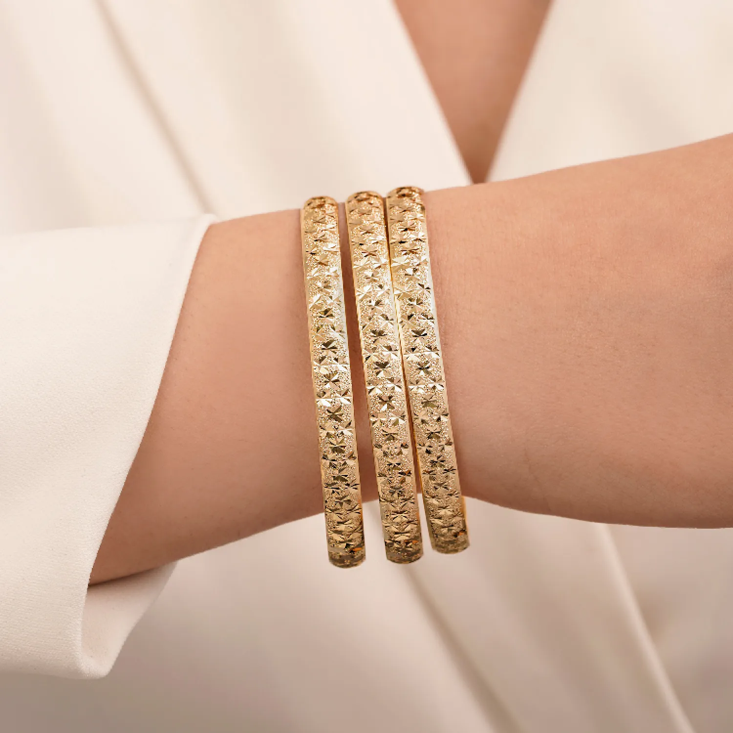 النگو 7 میل زنانه سایز 3 طلایی ضمانتی ( بسته 3 عددی)