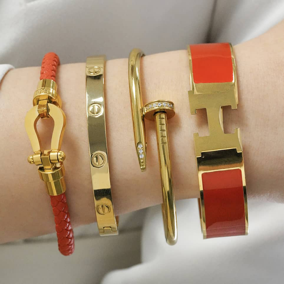 تصویر ست ترندی دستبند های قرمز