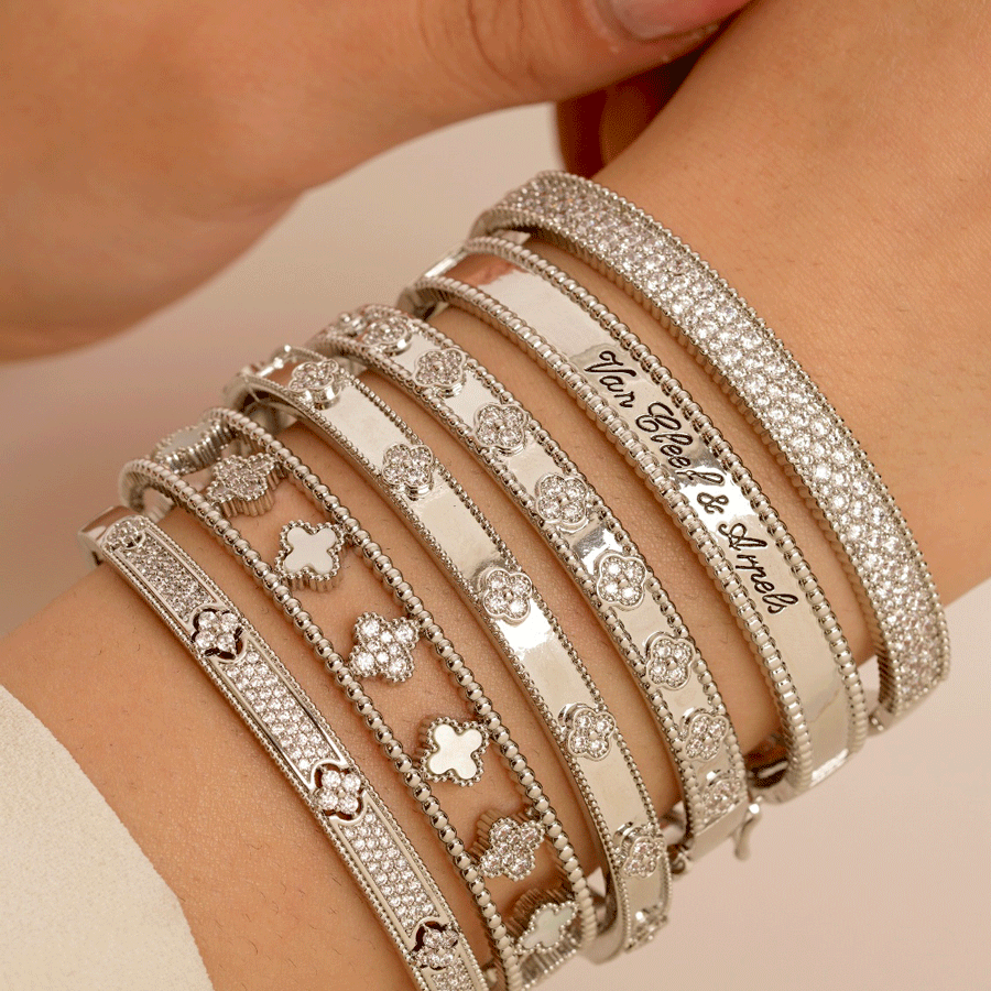 تصویر ست دستبند های ترندی