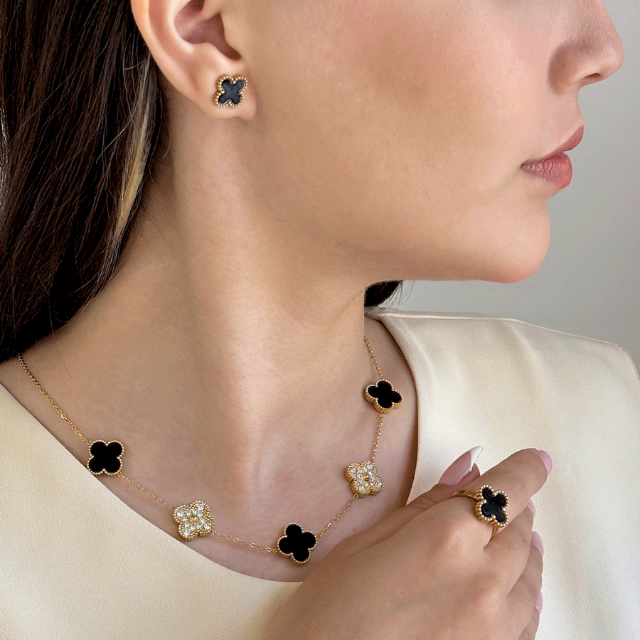 تصویر ست ونکلیف مشکی نگین دار